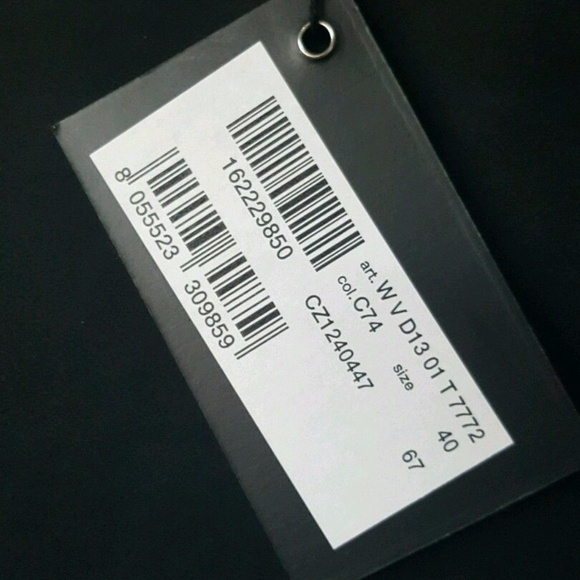 LOVE MOSCHINO SILK BLEND BLACK SLOGAN DRESS - Picture 5 of 7